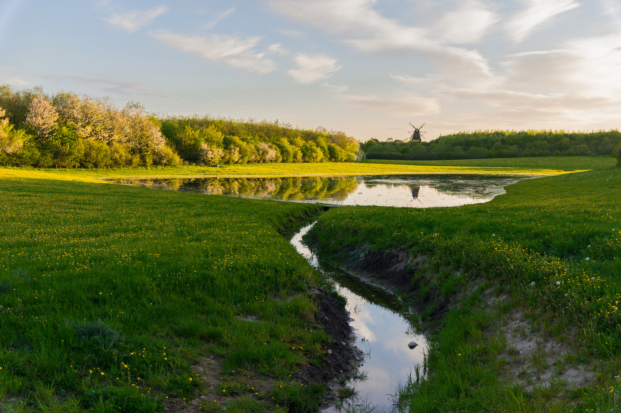 Peaceful meadow escape прохождение