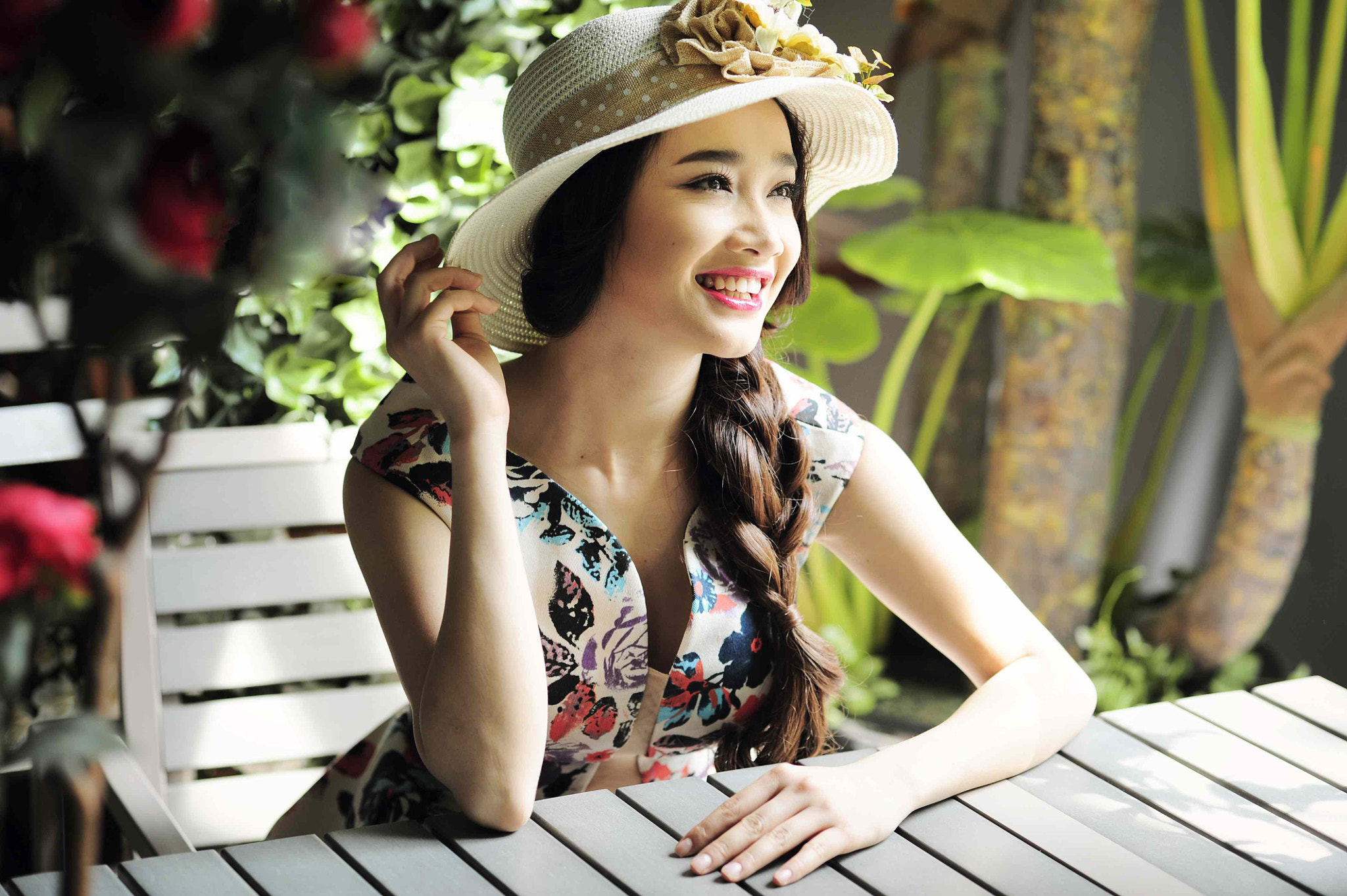 nha phuong rang ro voi vay hoa