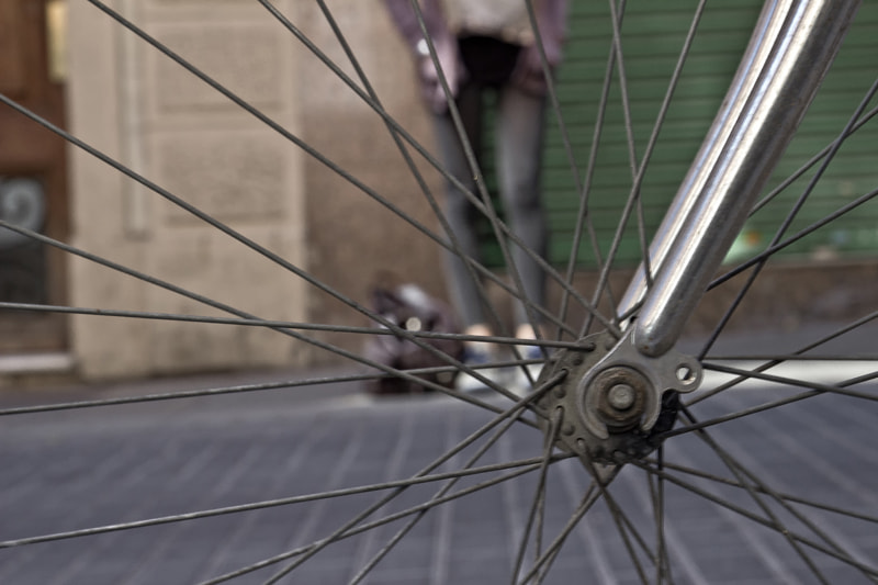 Across the spokes by Angel Mur Imágenes . on 500px.com