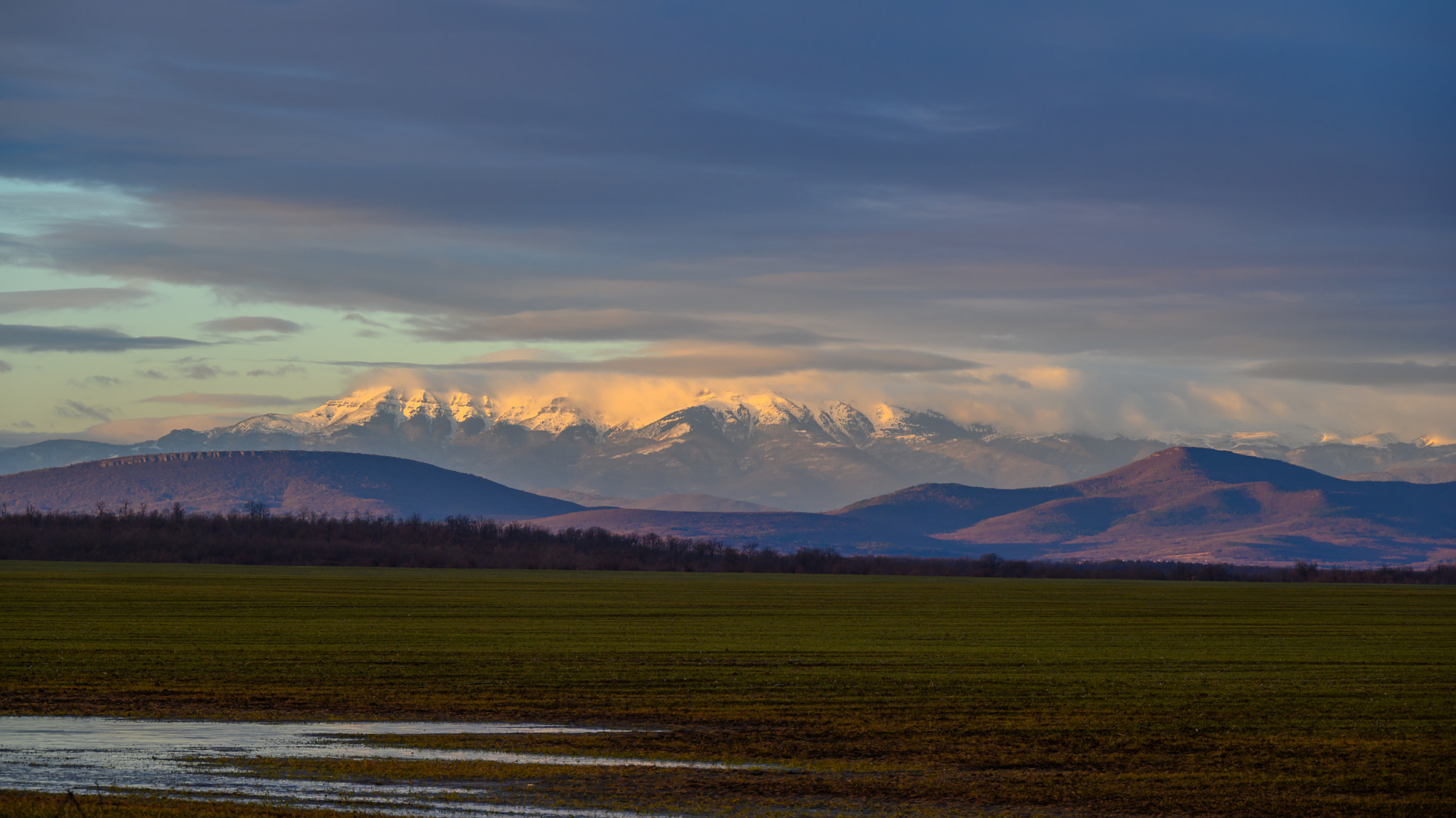 Snowcapped distant mountains by Milen Mladenov on 500px.com