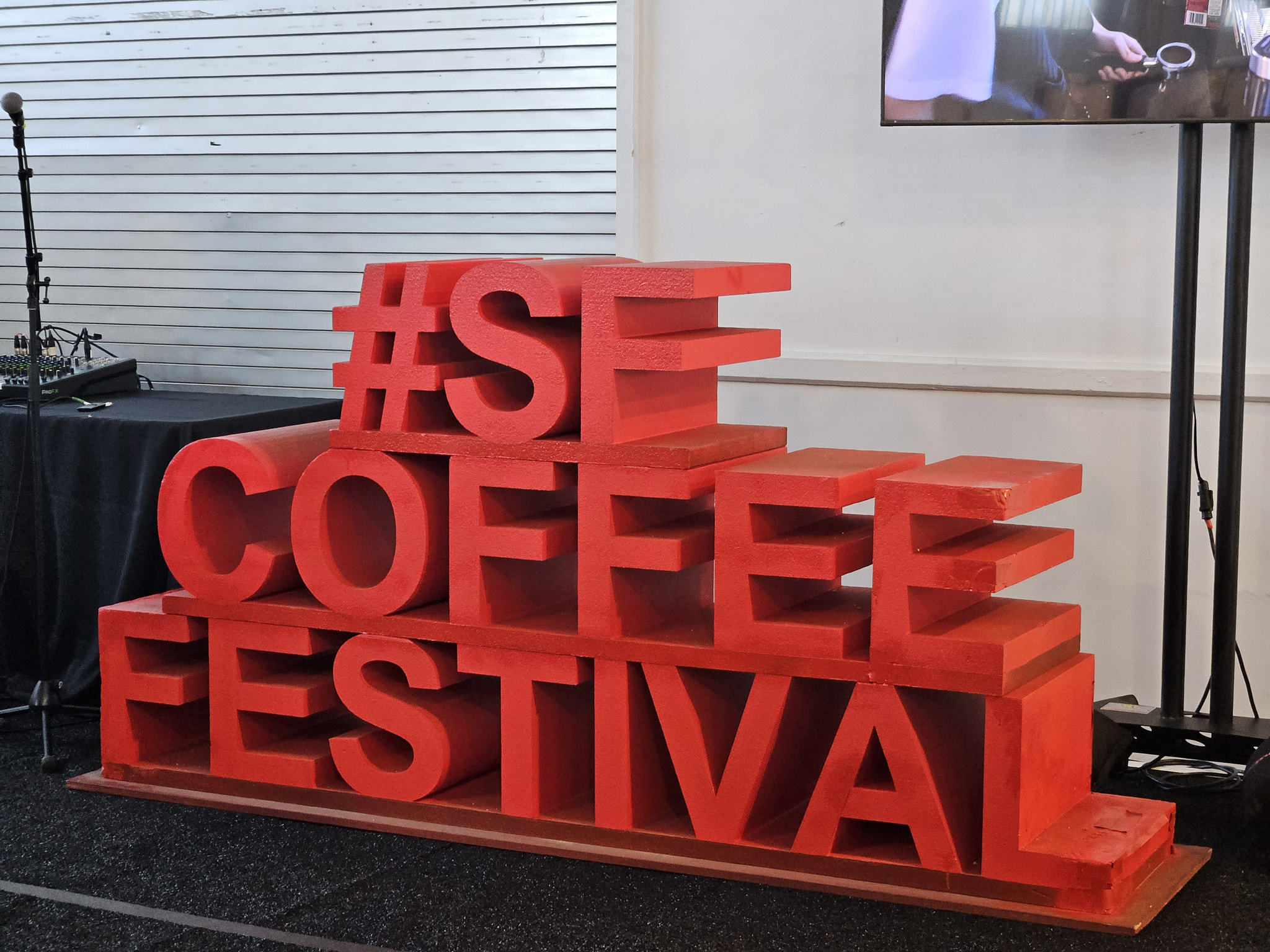 v2?sig=e8550b0ac5b759d6bbc713d2fe57eac69606f2630beb02916cb10a87575a6509