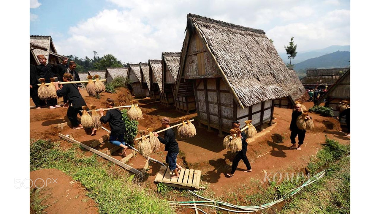 Kampung Adat Ciptagelar Kabupaten Sukabumi