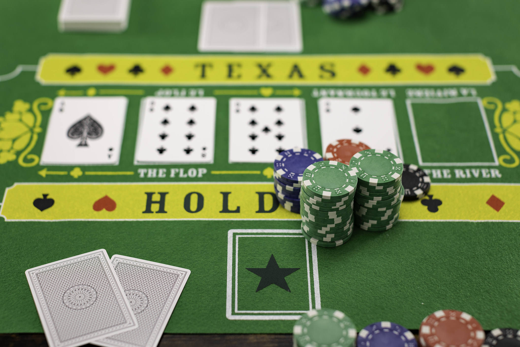 Playing Cards: Texas Hold'em Poker