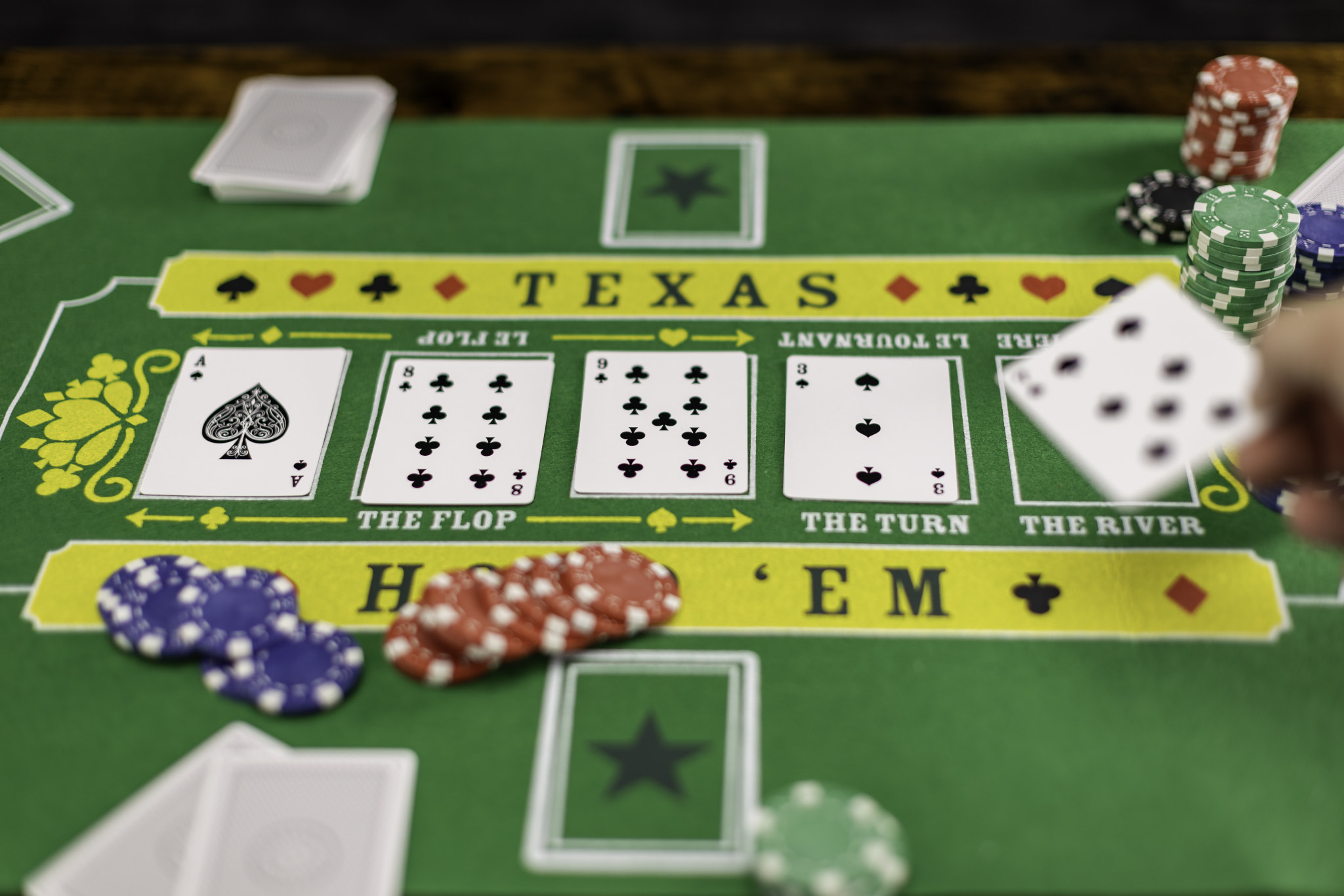 Playing Cards: Texas Hold'em Poker