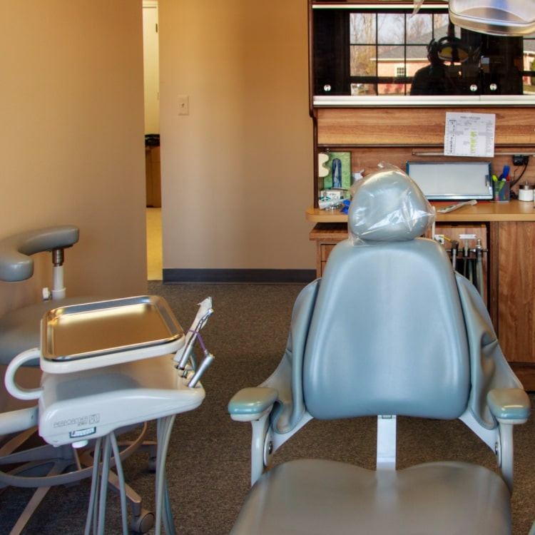 Implant Dentist Clinton Twp MI