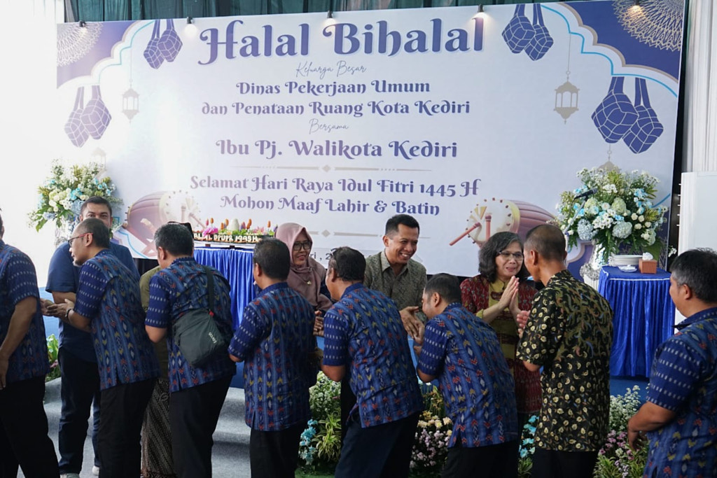 pj wali kota kediri zanariah halal bihalal dengan dinas PUPR kota kediri