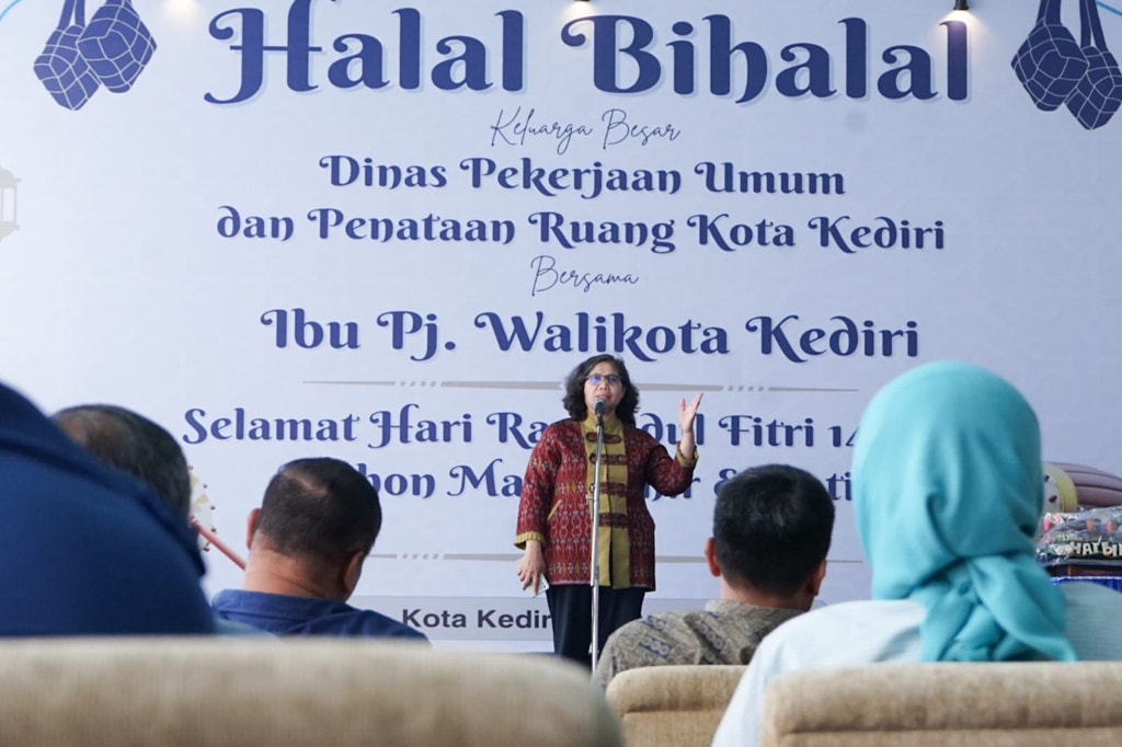 pj wali kota kediri zanariah halal bihalal dengan dinas PUPR kota kediri
