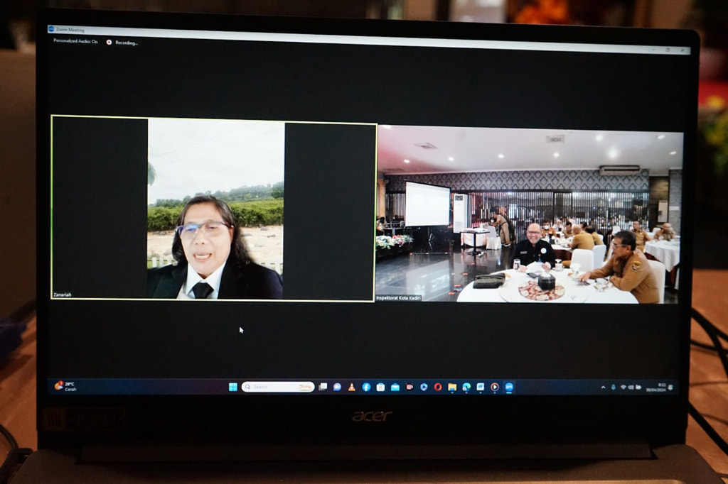 pj wali kota kediri zanariah buka rakor peningkatan pengawasan APIP dan penandatangan pakta integritas antikorupsi