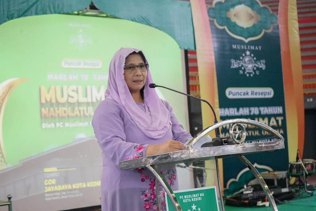 pj wali kota kediri zanariah hadiri harlah ke 78 muslimat NU