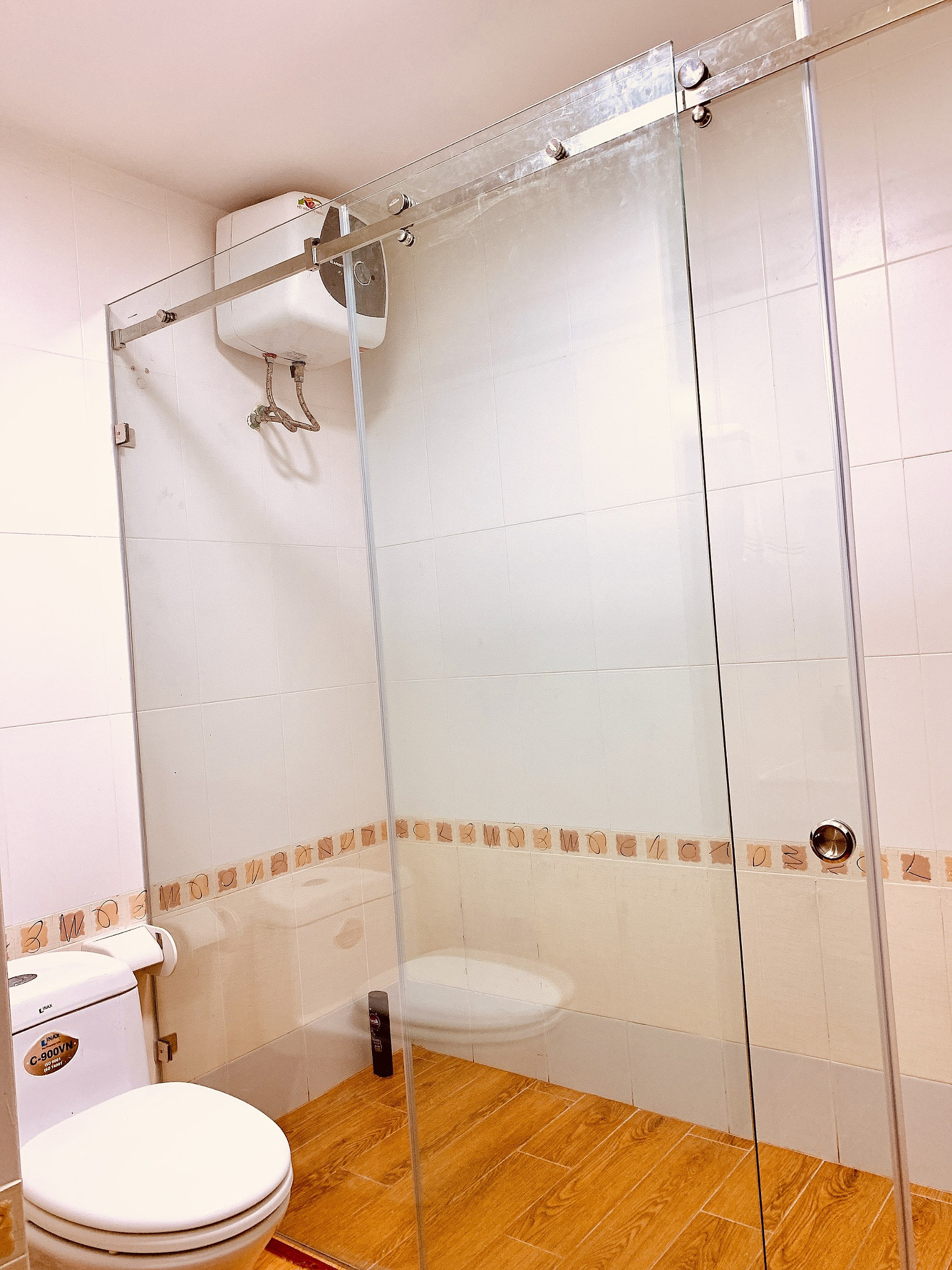 z5435761804984_d1e953fd63a3218a26db99c048f7689c by Sunbeam Homestay on 500px.com