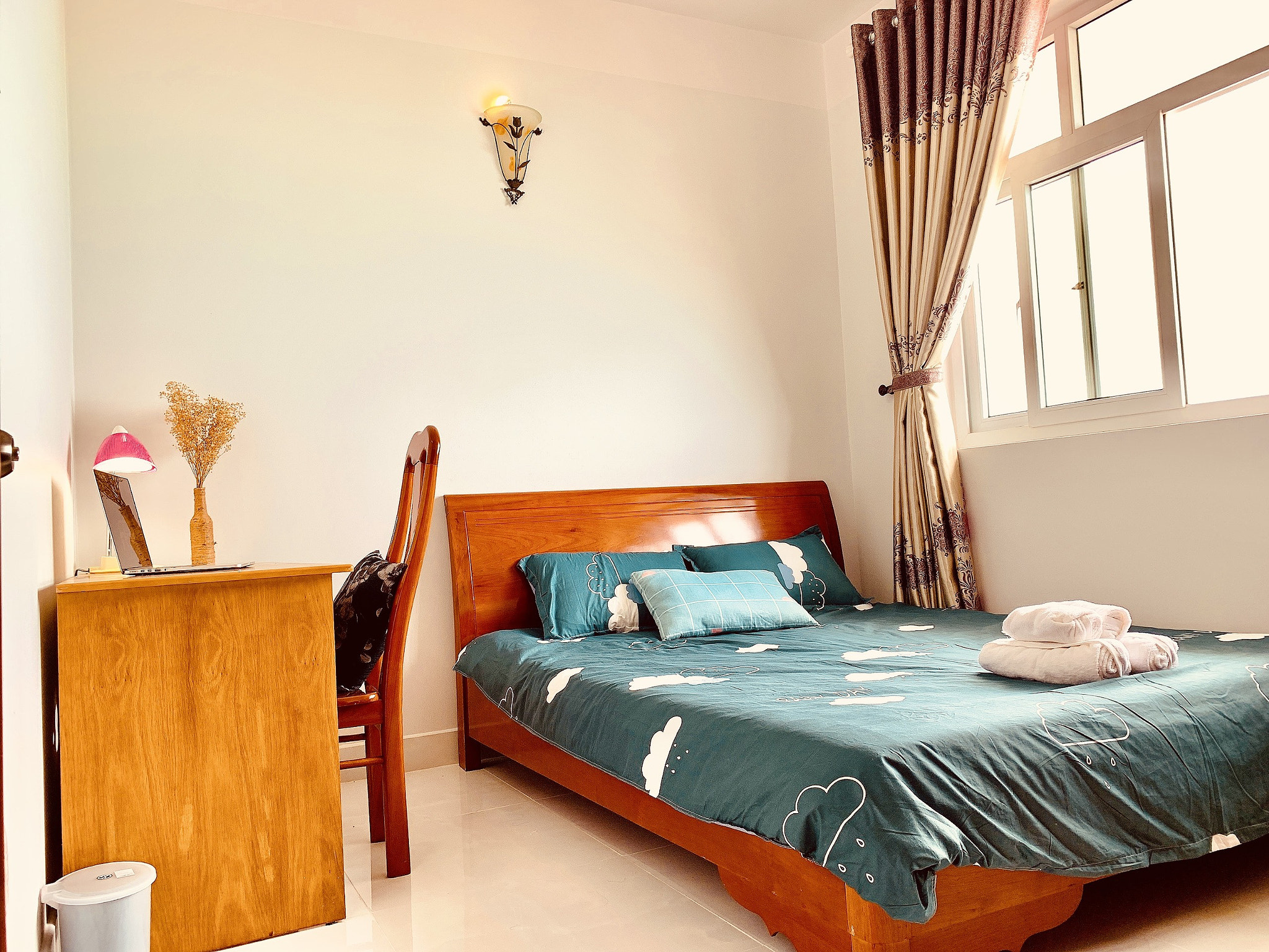 z5435761804985_0c82c756b23b86b38cbec82b0e49cab4 by Sunbeam Homestay on 500px.com