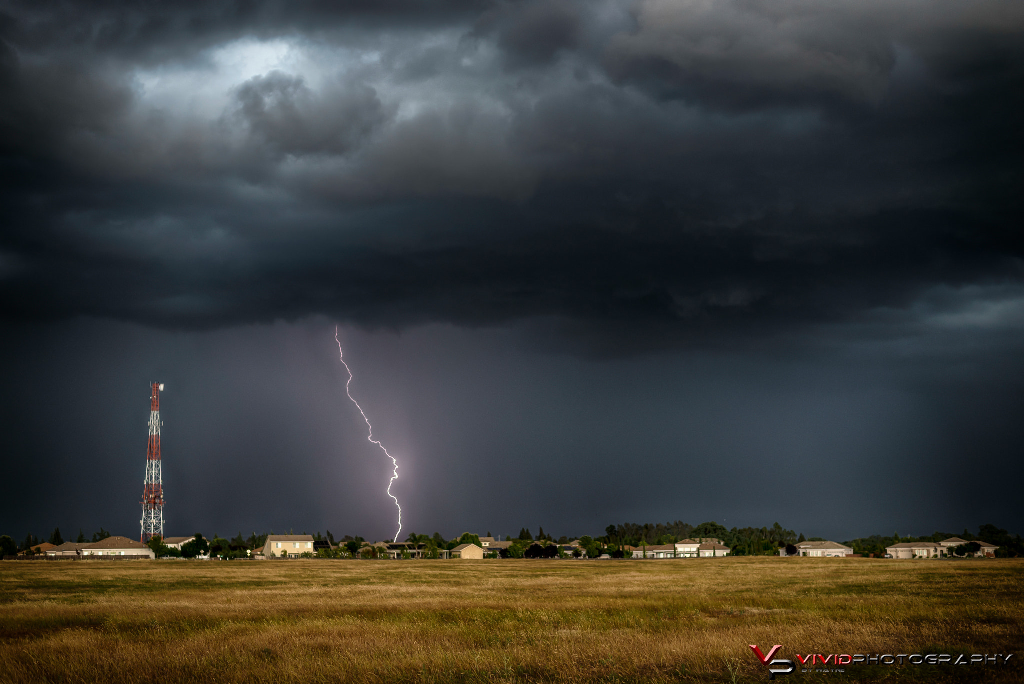 Lightning Crashes by Wayne Riser Photo 109477593 / 500px
