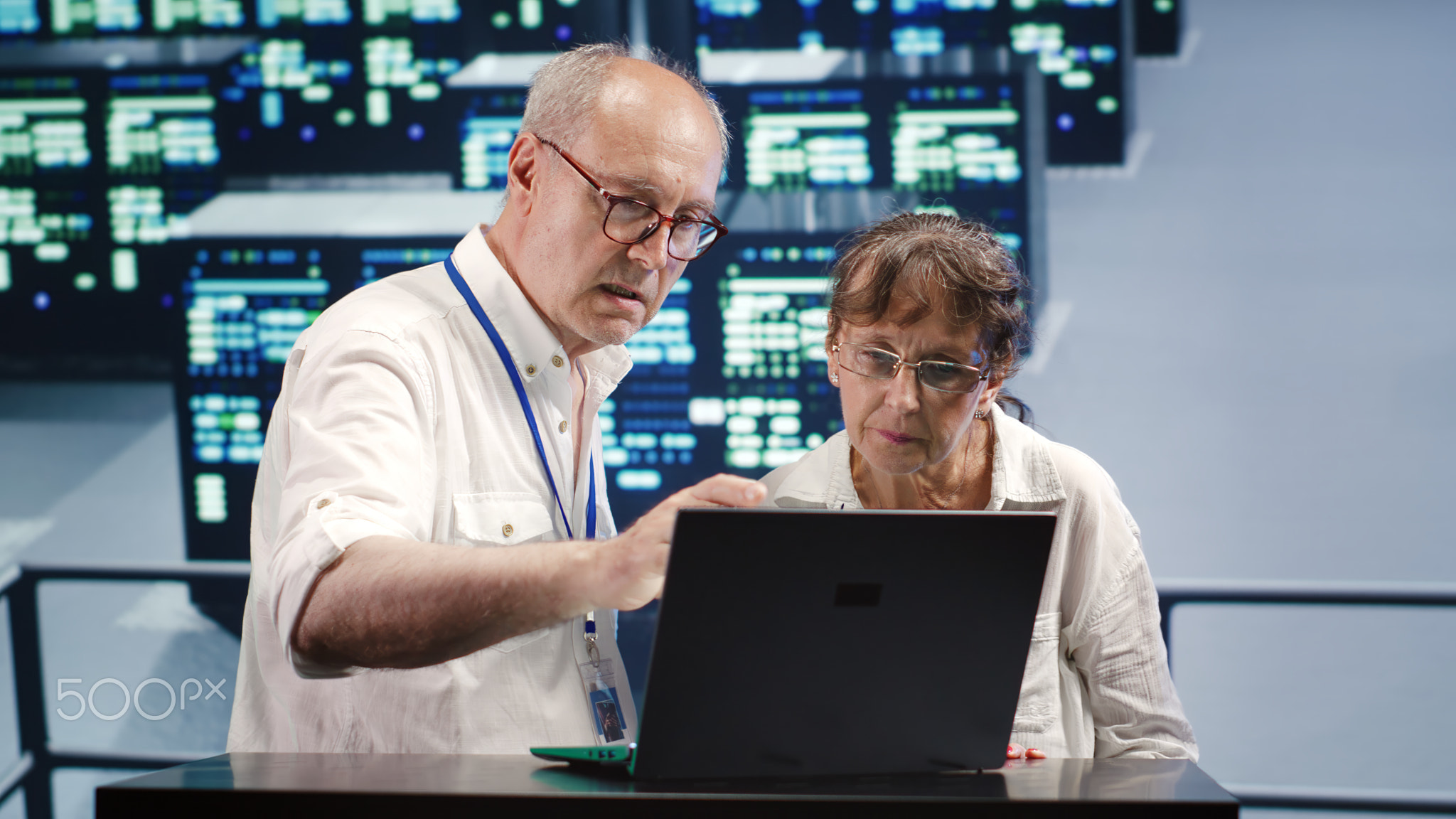 Employees data center comission