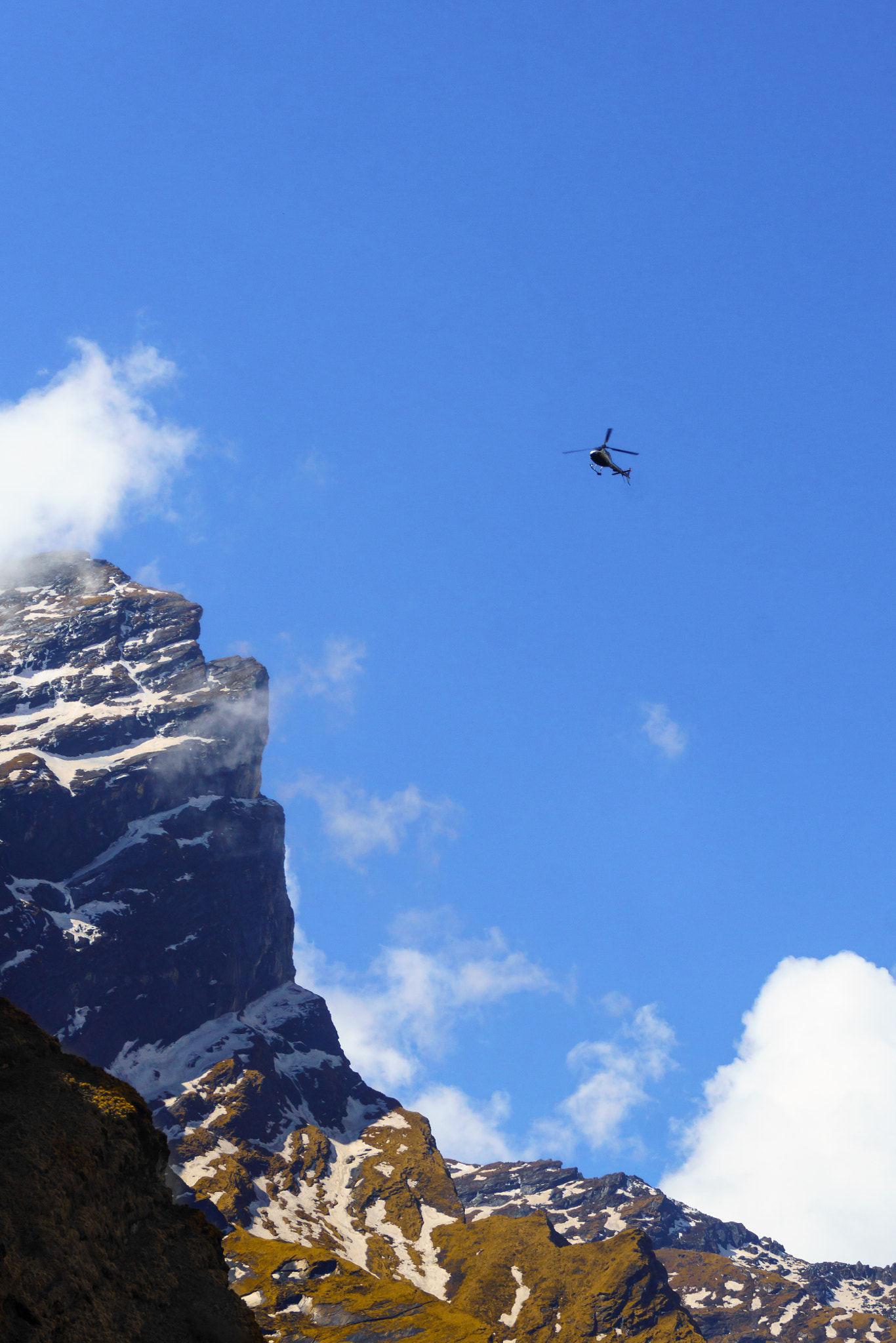 Mardi Himal Mountain, Majestic Mountain Views from Machapuchare to Deurali, Annapurna Trek Nepal