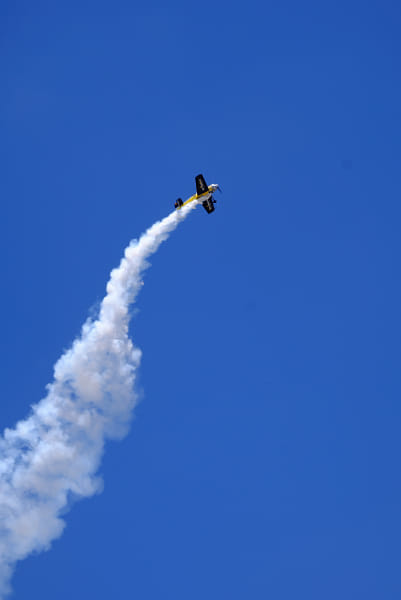 Sukhoi Su-31 acrobatics by Daniel Hellin on 500px.com