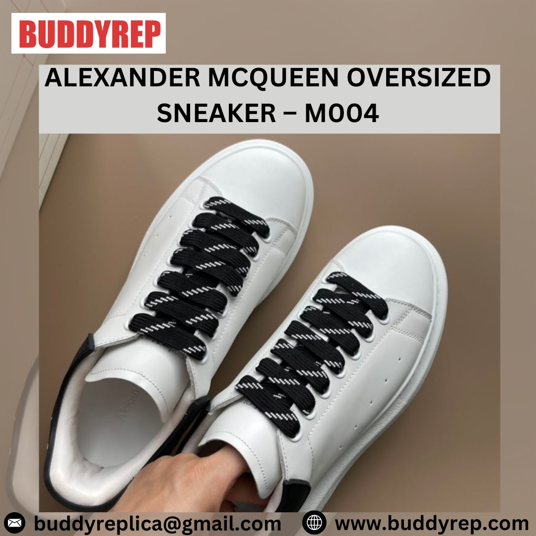 ALEXANDER MCQUEEN OVERSIZED SNEAKER – M004