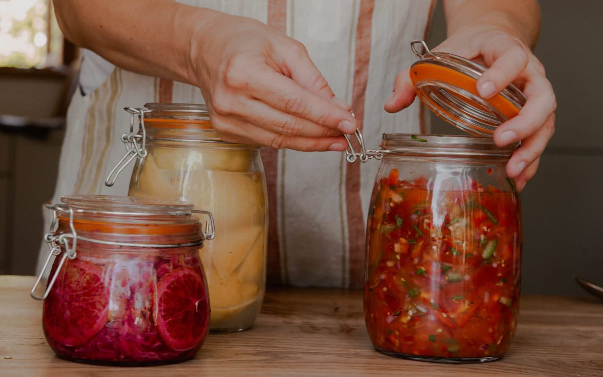 Kickstart Your Gut Health Journey with Microbz – Essential Tips and Products