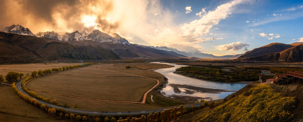 抽象的な自然風景写真 Cloud forest landscape | AI-generated image