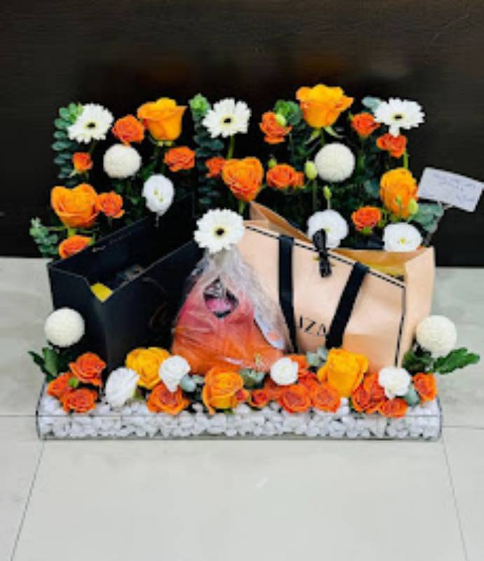 A Luxurious Gift Basket 