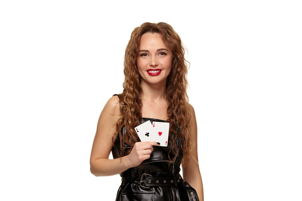 Experience Thrilling Online Poker Tournaments and Cash Games at Natural8 India