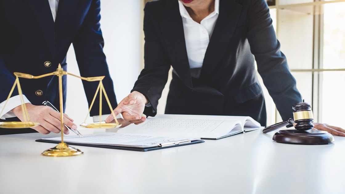 The Role of a Commercial Lawyer: Why Trabulsi & Co. Stands Out in Saudi Arabia