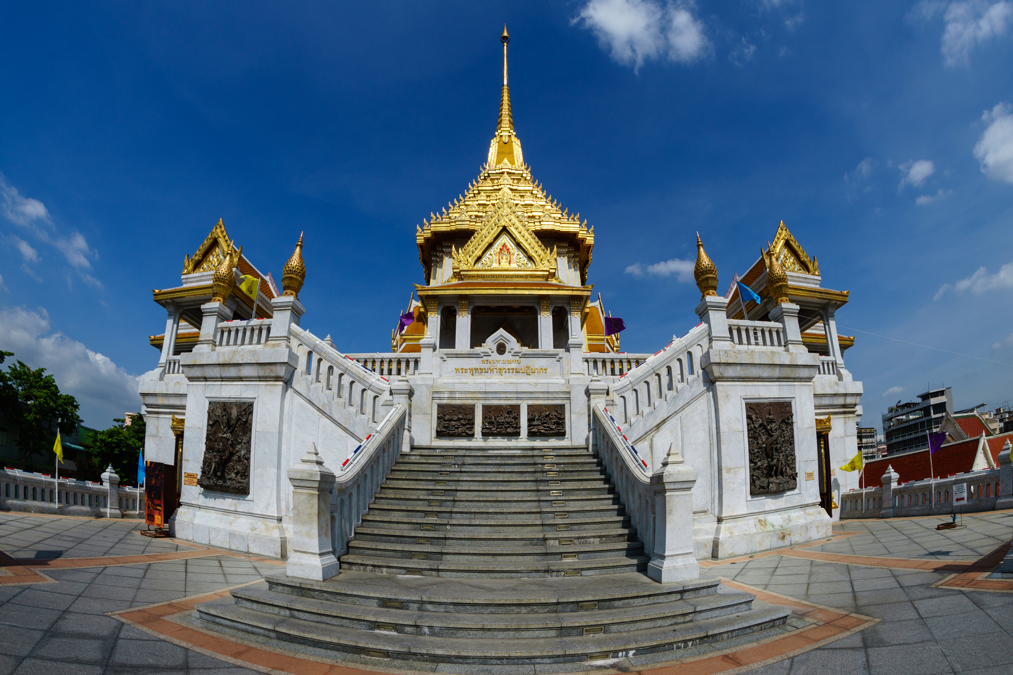 Wat Traimit Temple, Bangkok Thailand