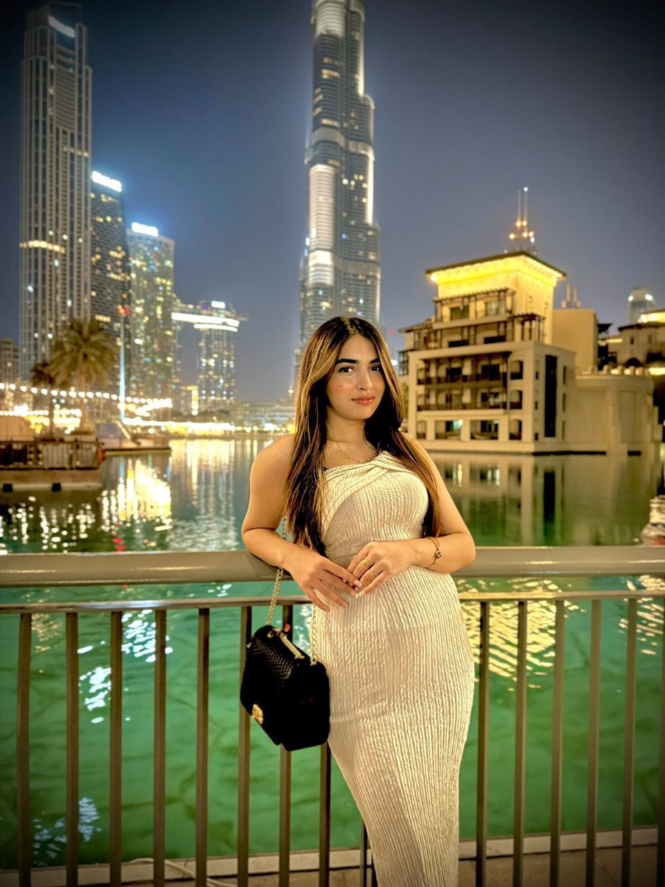Karachi's Hotest Escort Service 03257442225 Karachi VIP call girls are available 24/7, every nigh