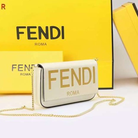 Replica Designer Bags: Stylish and Budget-Friendly Luxury