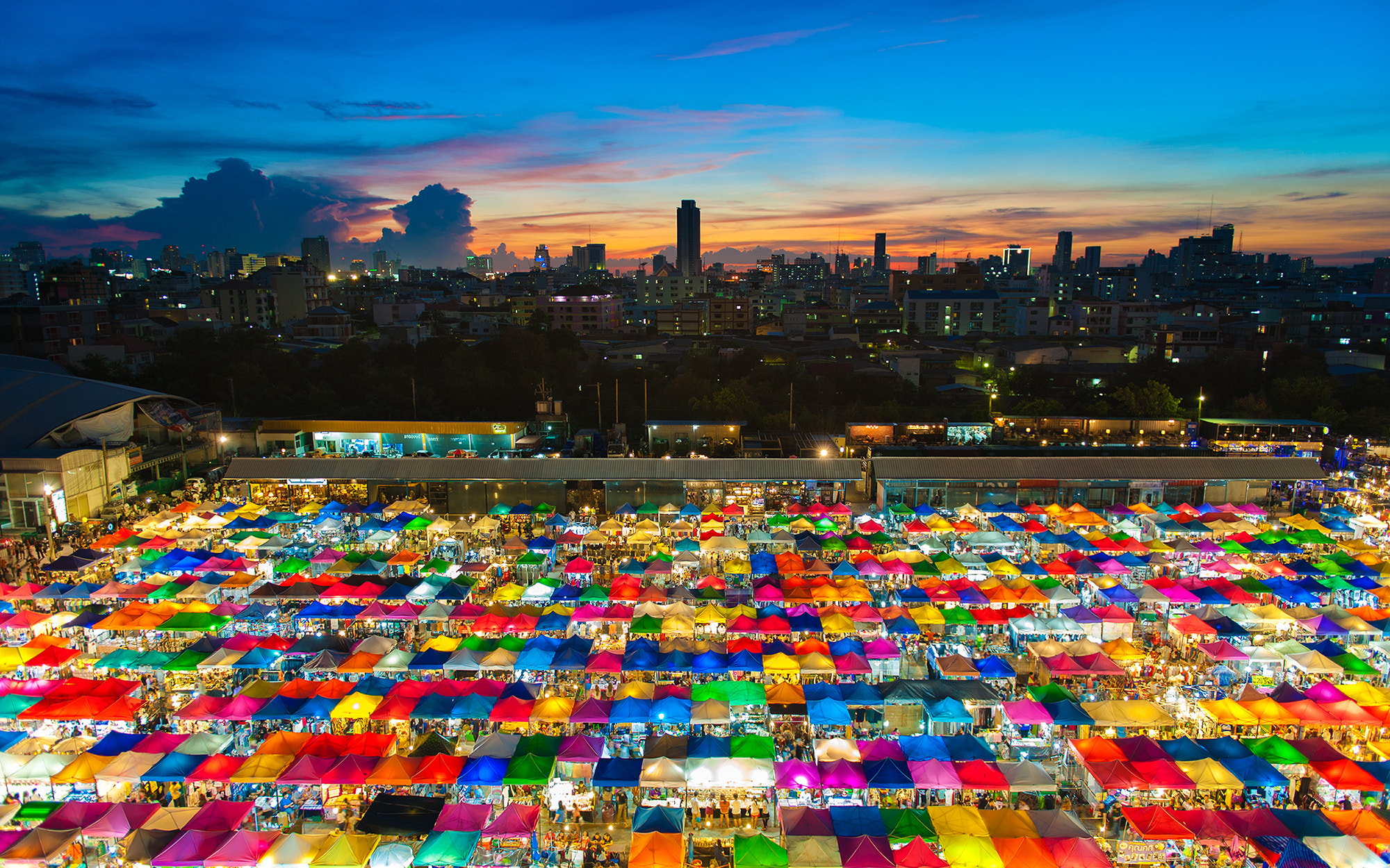 Train Night Market Ratchada - Bangkok by Preecha Makjan / 500px