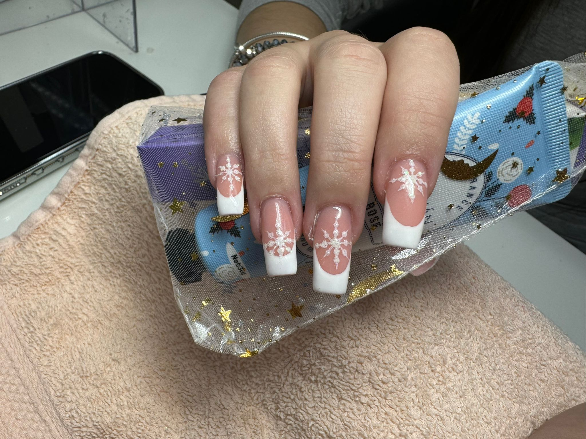 Ein gepflegter Look beginnt bei den Details – und dazu gehören deine Nägel! \uD83D\uDC85