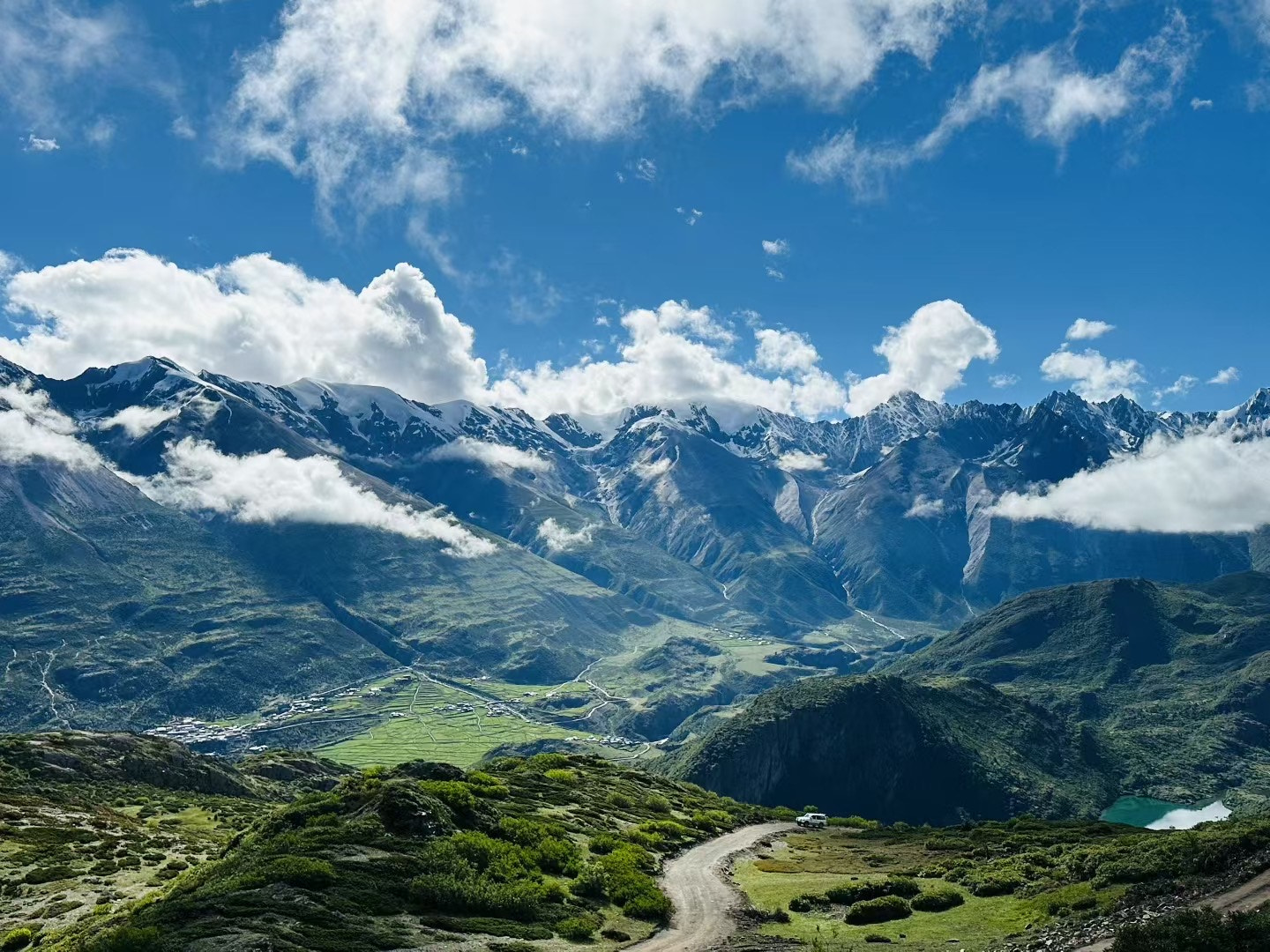 Laigu Glacier – One of Tibet’s Most Spectacular Ice Worlds