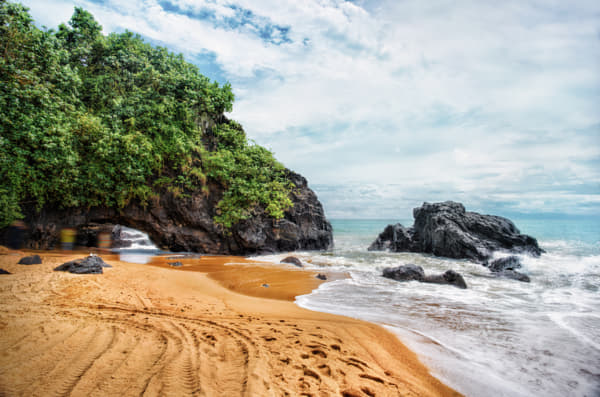 Exploring Beaches in Hainan by Shong-Na Yang on 500px.com