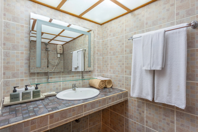 v2?sig=1f7ce2420780c0b980b46be83fe0bfe3a7d779d6260d598ba3935ebbb34ffacd