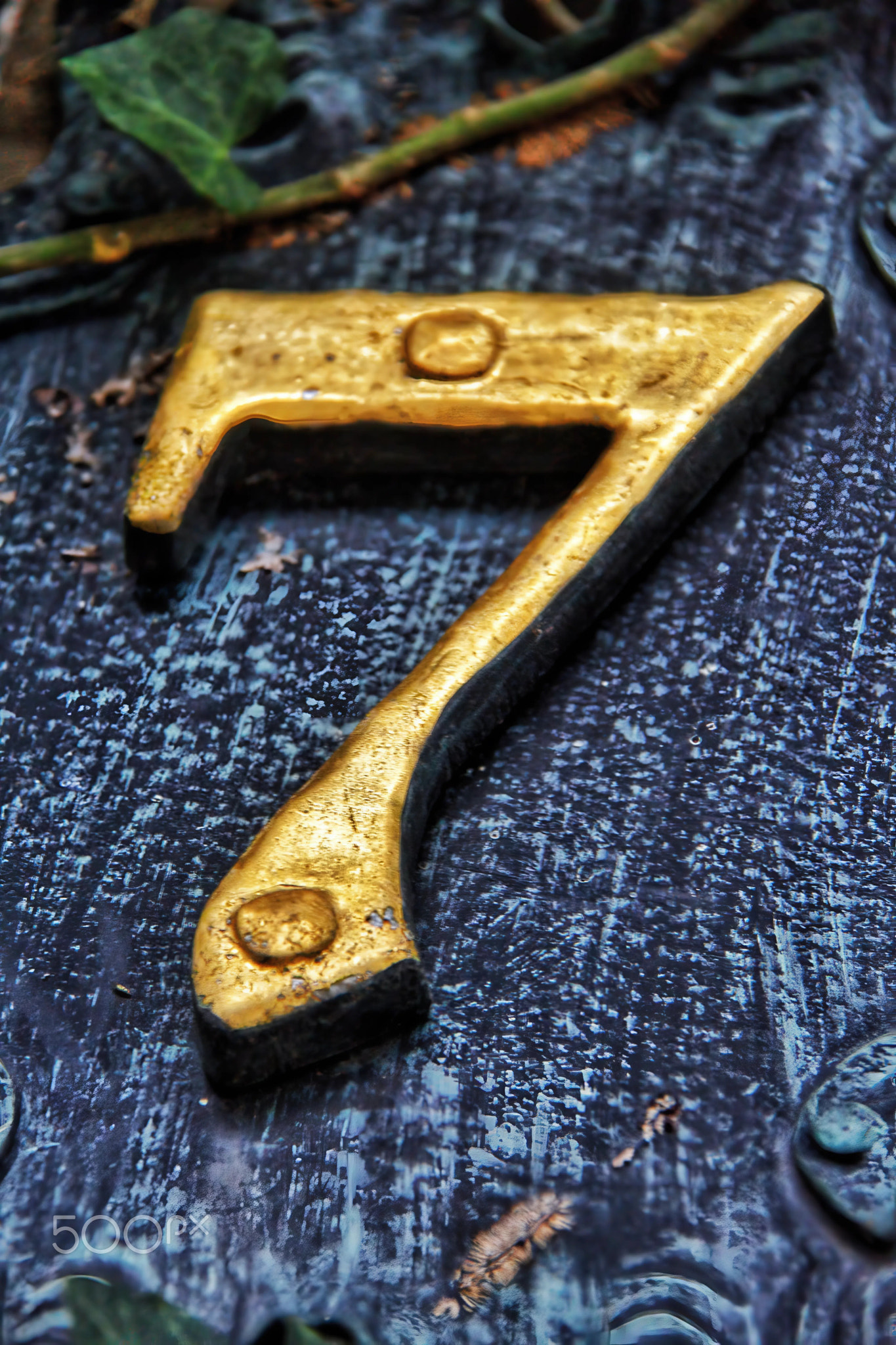 Cast Golden Seven