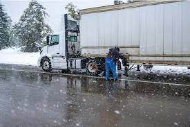 Truck & Semi Roadside Service Calgary | Fast Diesel Roadside Assistance