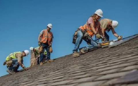 Neglected Commercial Roof Maintenance Risks Costly Downtime for Businesses