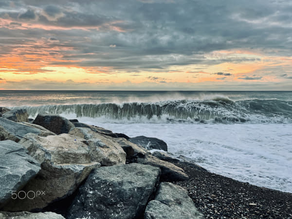 Breaking the rocks by Aliaksei Saskevich on 500px.com