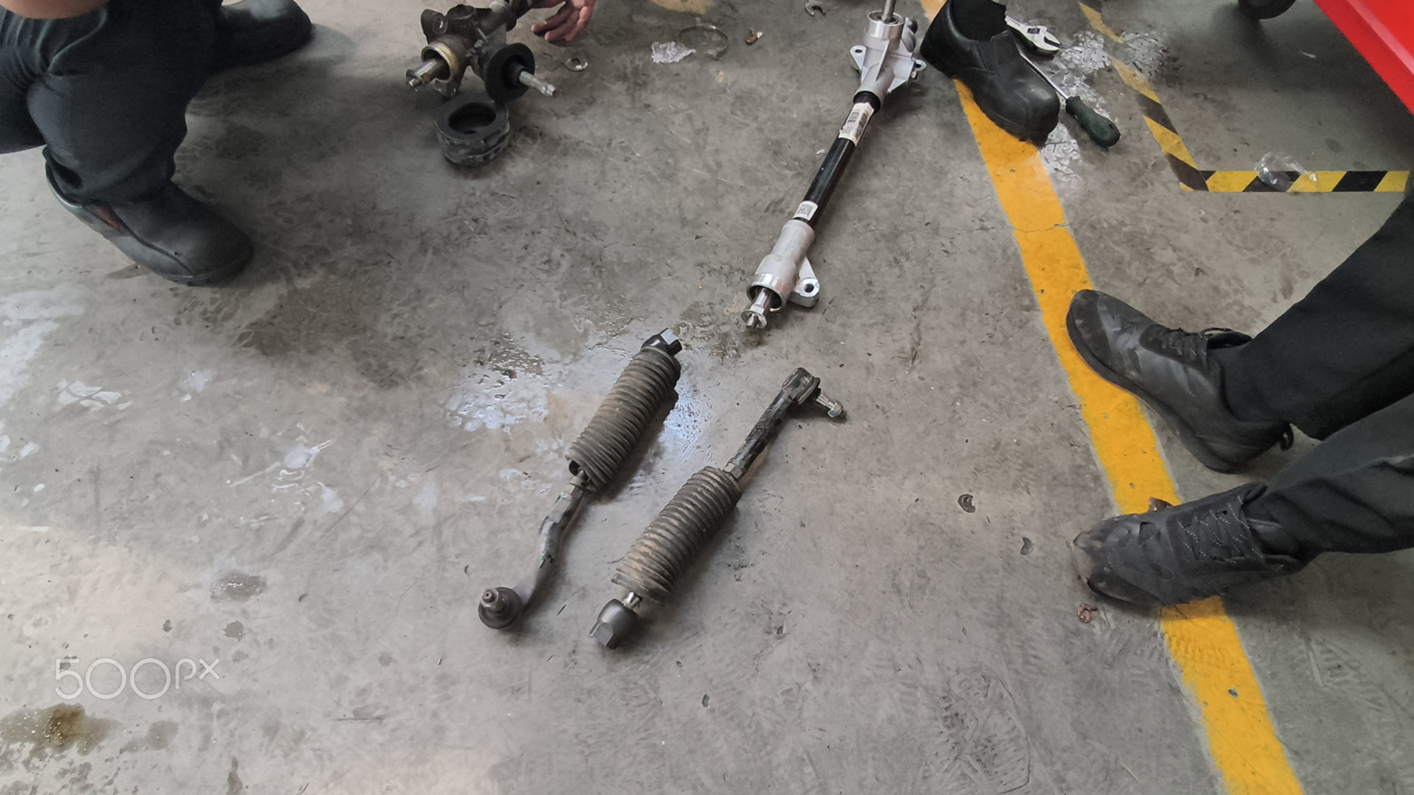 New Rack Steer & Old Tie Rod Set for Wuling Cortez EX 2025 – Auto Parts Comparison