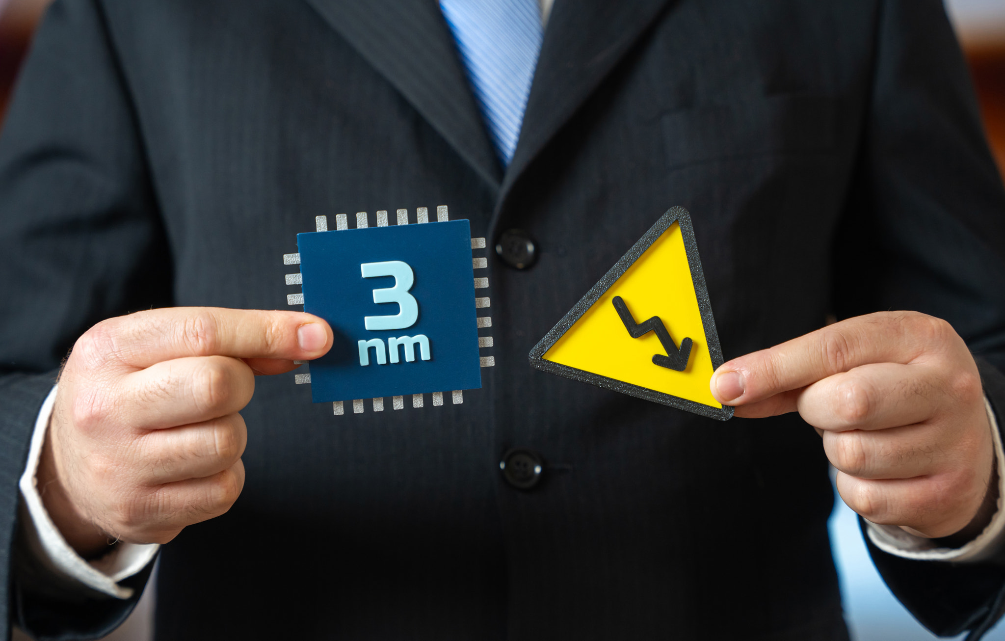 Reduction in the production of computer microchips using the 3nm process technology. Low demand and 