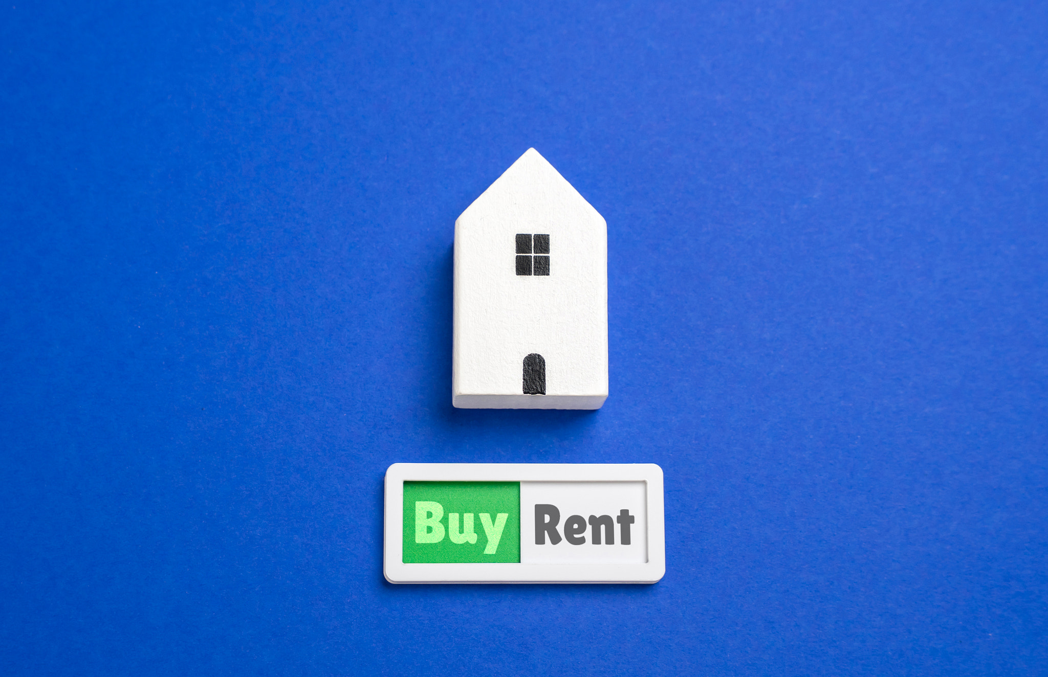 The dilemma of buying or renting a home. Changing real estate market trends. Housing affordability p