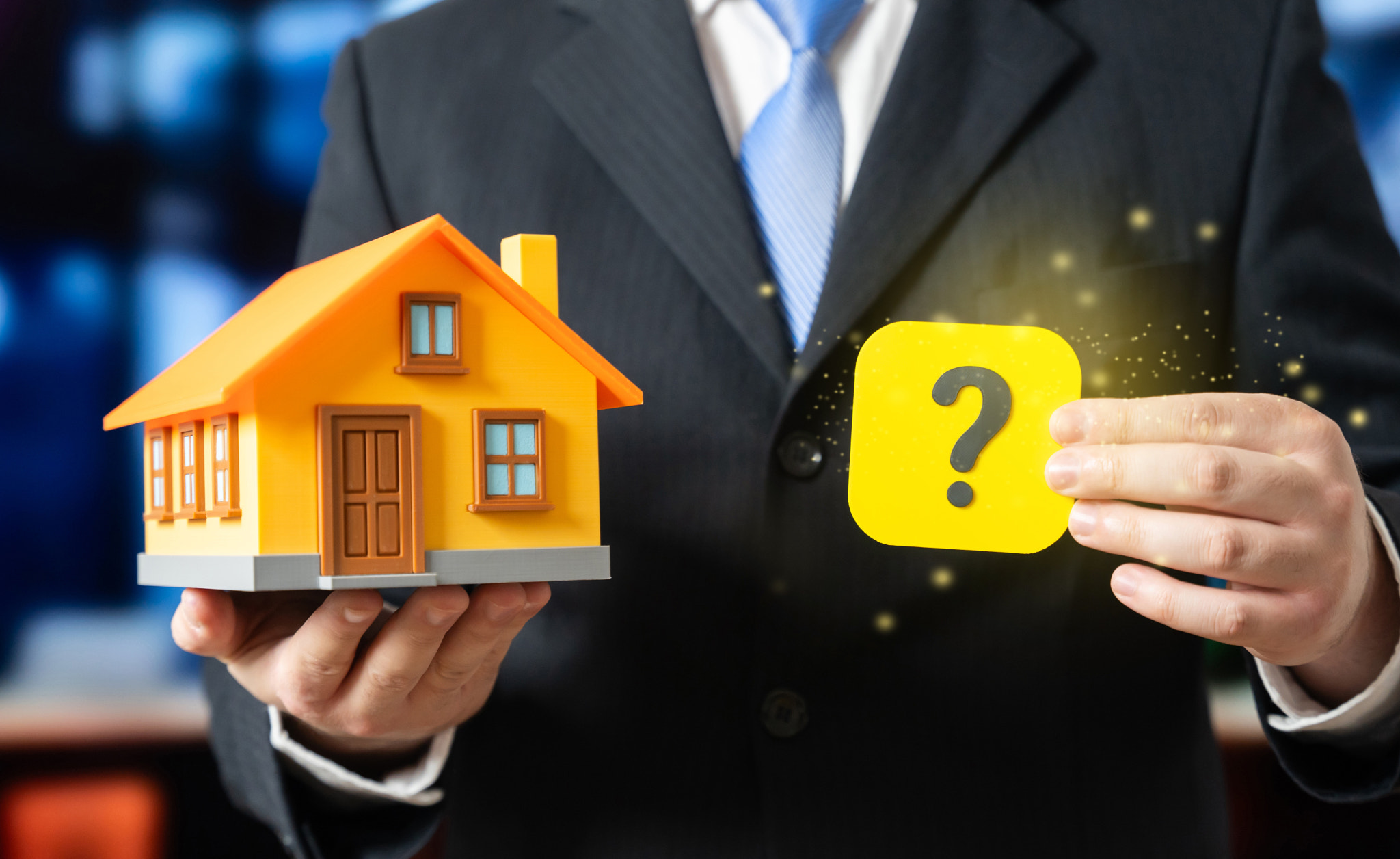 What you need to know about building a house. Questions about choosing a home design. Construction p