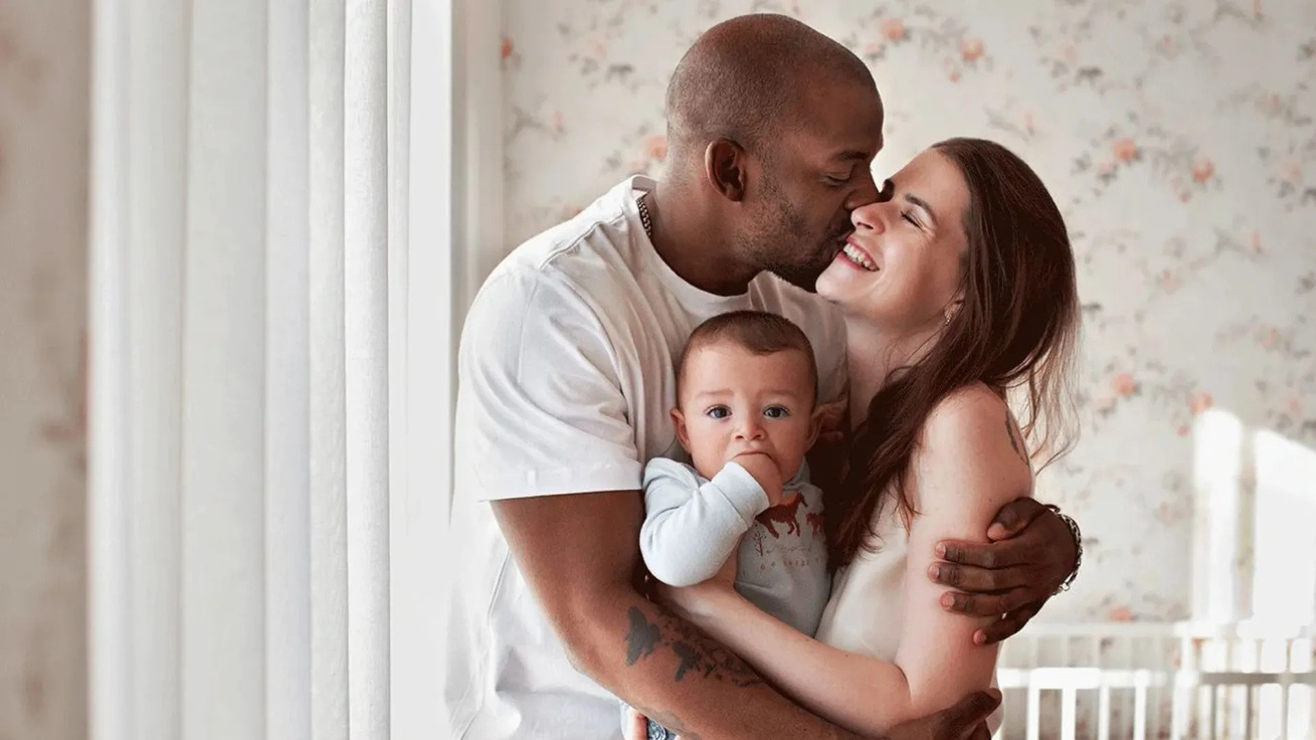 The Secret to Nailing Her First Mother’s Day