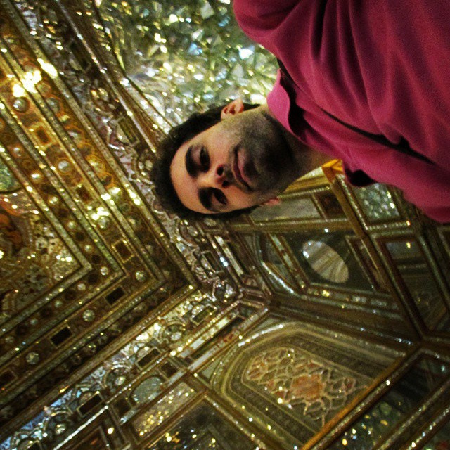 #مجنون <br />هر دم به #اشارات  #شدم هر #سویی<br />شاید که #بیابم #ازشفایی  #بویی<br />دردا که #نیافتم به #قانون  جز