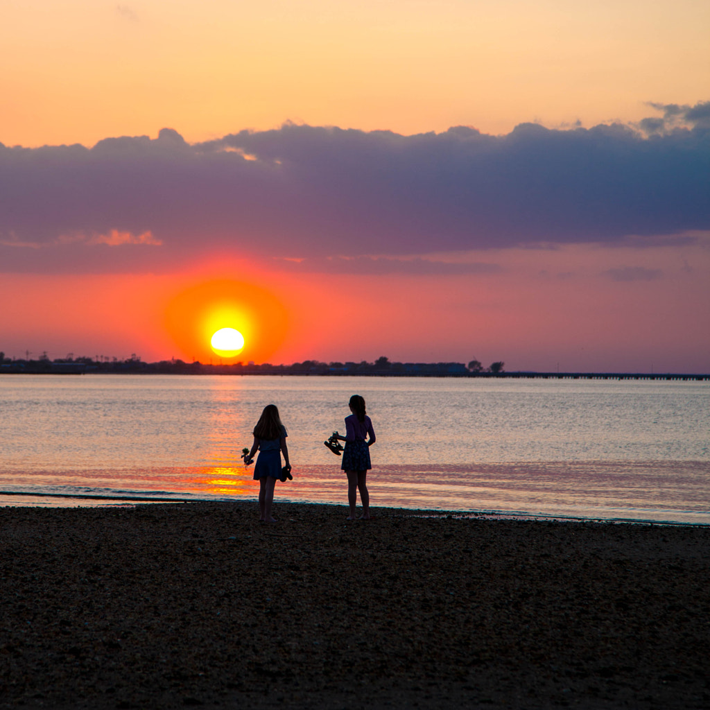 Sunset+2girls.jpg by Oksana Sorochan on 500px.com