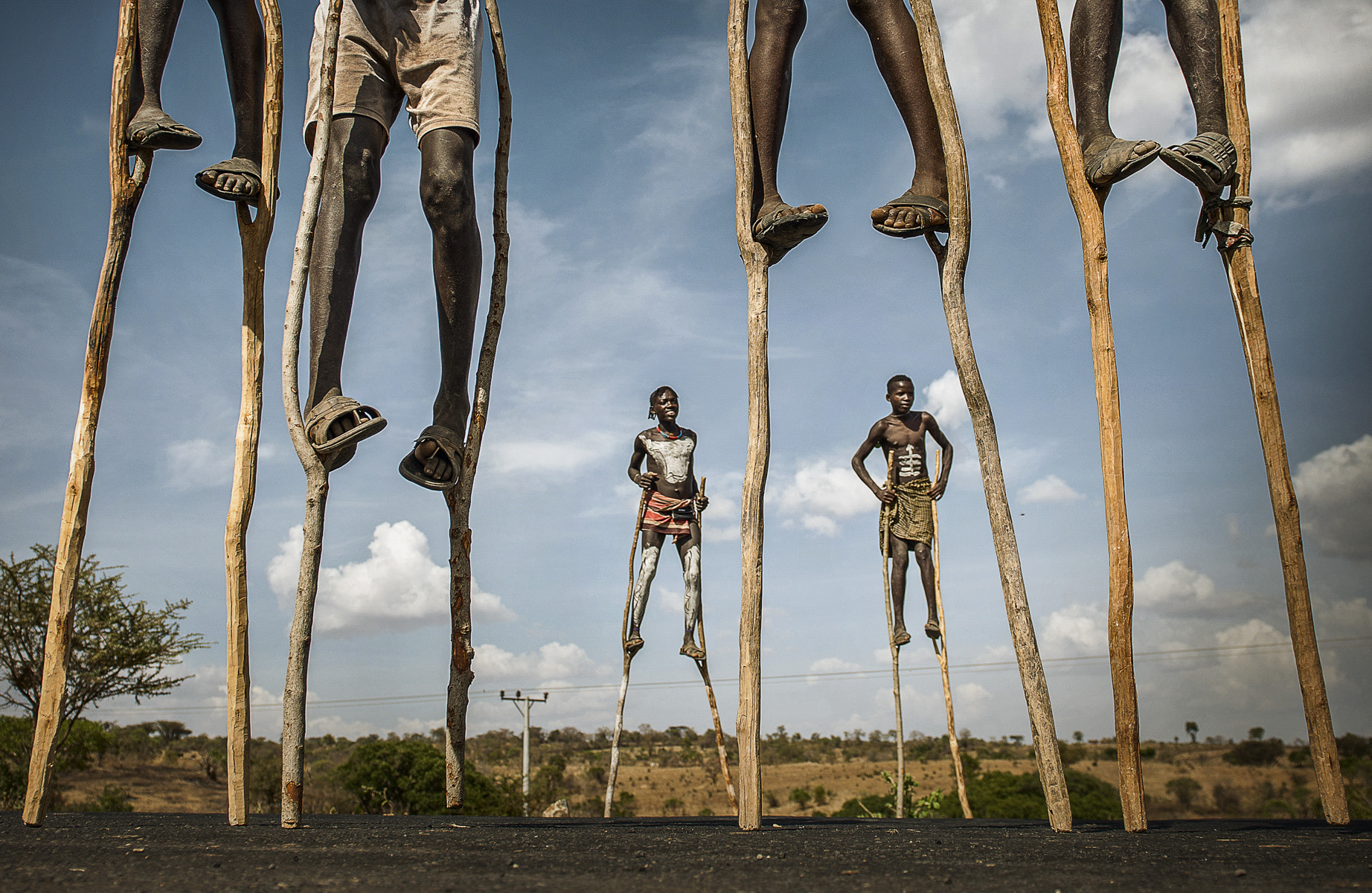 walk on stilts by XINXIN CHEN Photo 114057087 / 500px