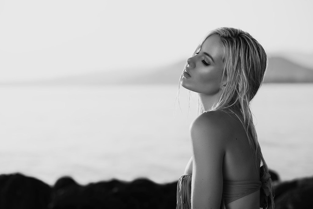 Natalie G. by Jordan Boutzelioglou / 500px