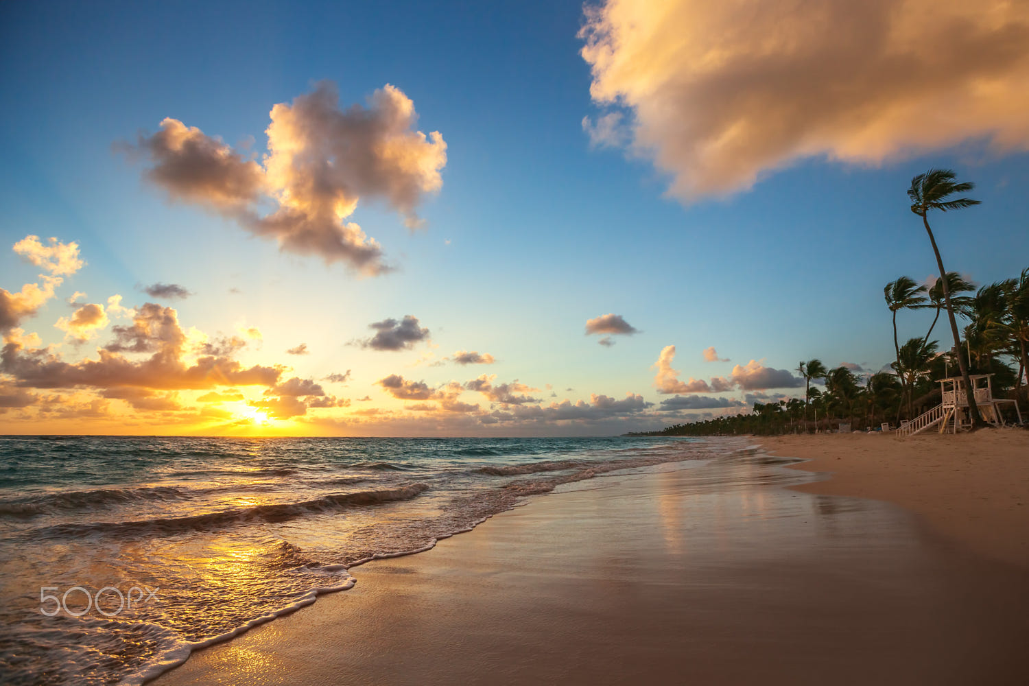 Landscape of paradise tropical island beach, sunrise shot by Valentin ...