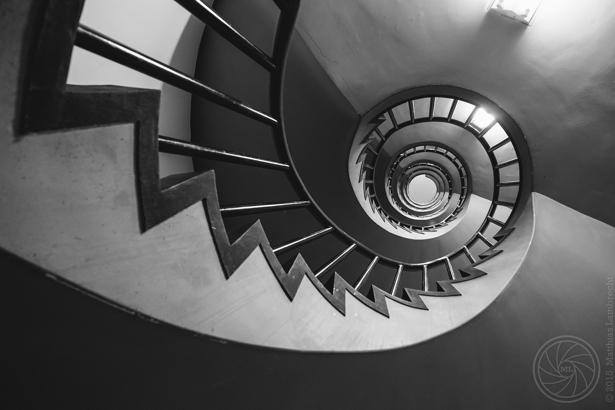 Spiral (i)
