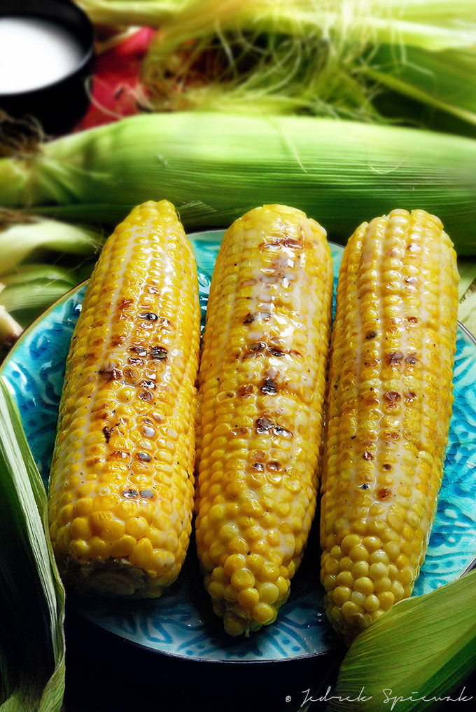 Nikon D200 sample photo. Grilled corn with salty coconut cream photography