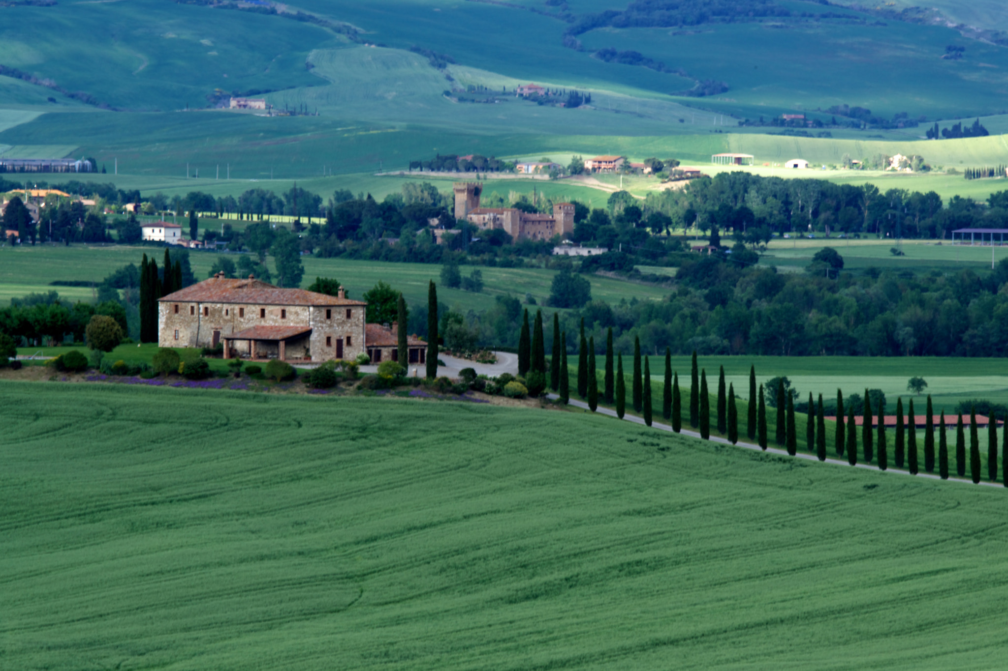 Sony Alpha DSLR-A850 + Sony 70-400mm F4-5.6 G SSM sample photo. Villa in tuscany photography